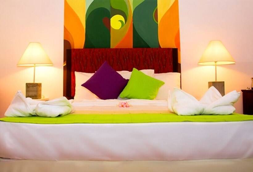 בית מלון כפרי Ariyana Wellness Retreat Yala