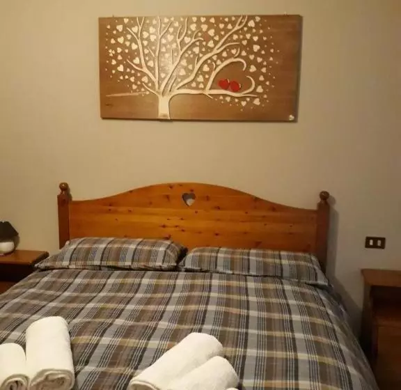 Hotelli Bed & Breakfast Castello Regina