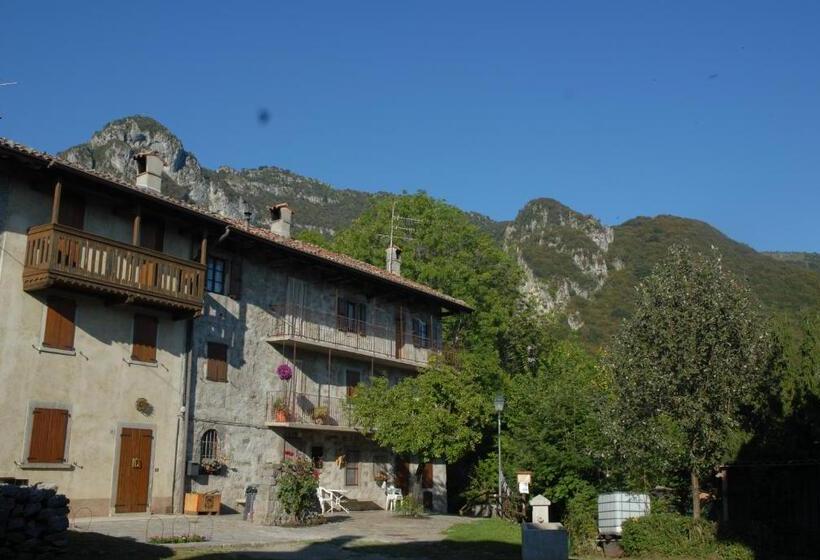 ホテル Bed & Breakfast Castello Regina