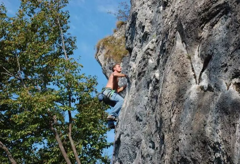 Hotelli Bed & Breakfast Castello Regina