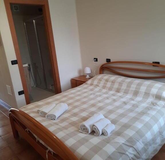 ホテル Bed & Breakfast Castello Regina