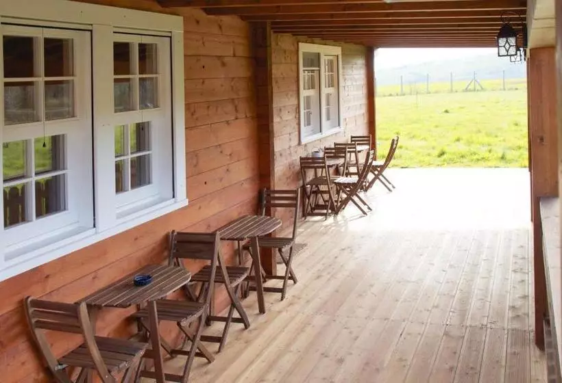 Hotelli Evolution Camp