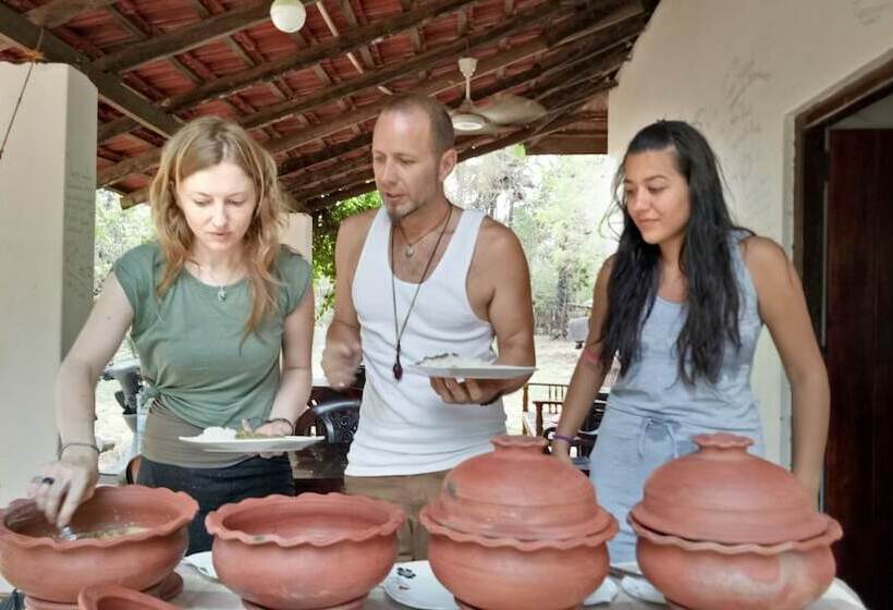 Hotell Neem Beach House