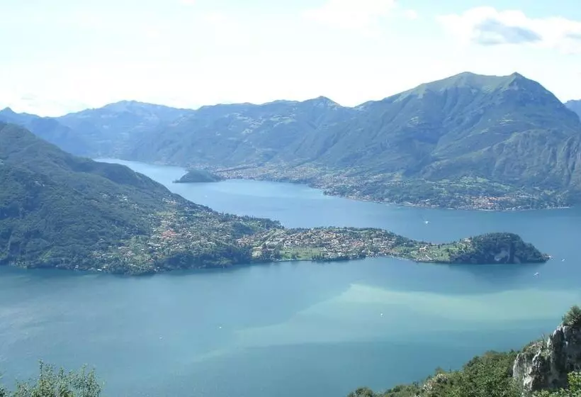 Hotelli Rainbow House