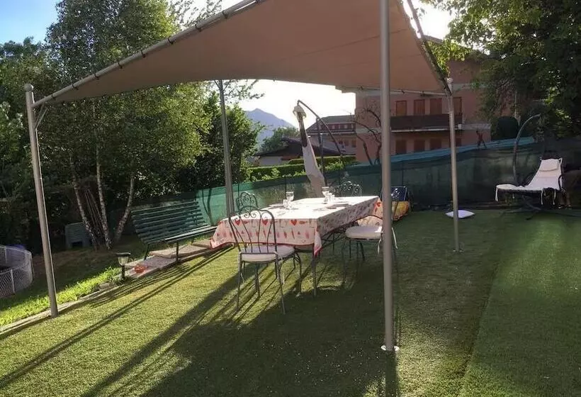 Hotelli Rainbow House