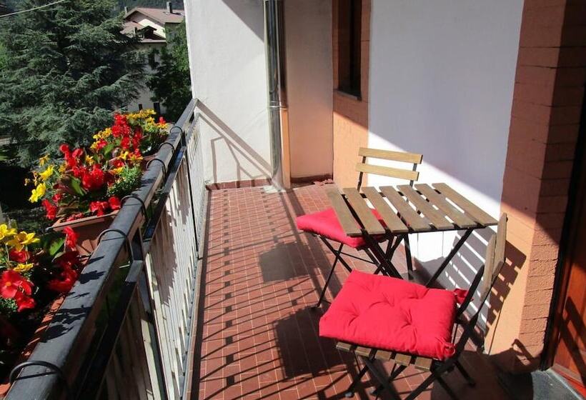 호텔 Rainbow House