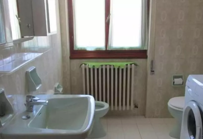 Hotelli Rainbow House