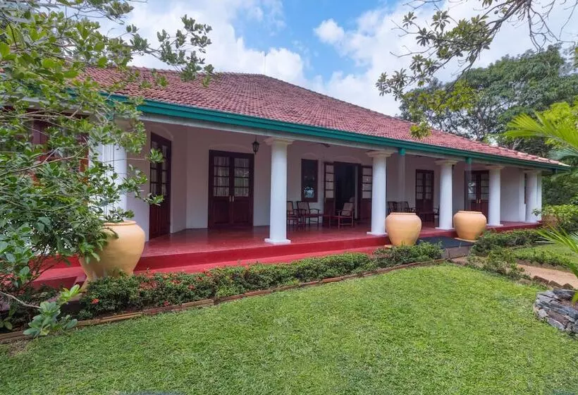 Hotelli Thebuwana Bungalow