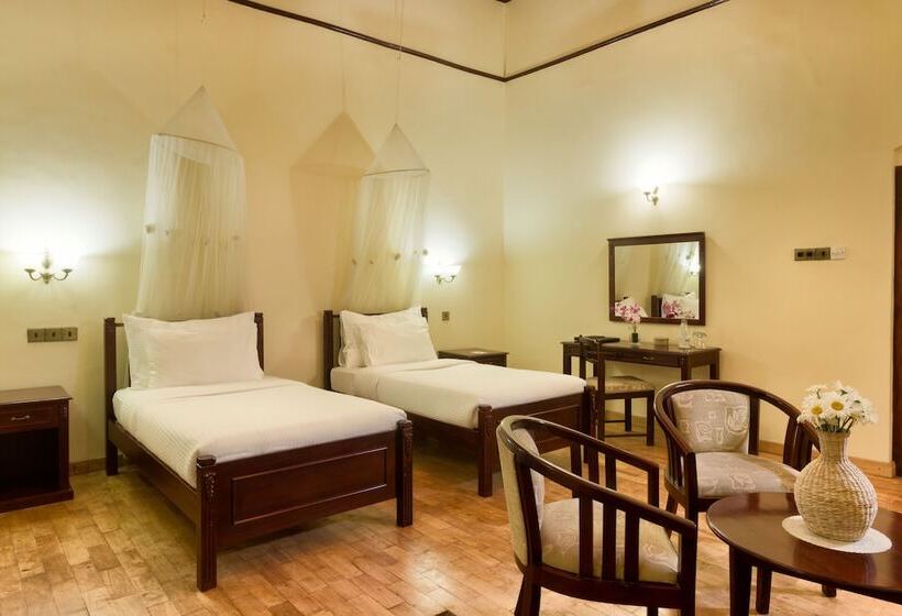 Отель Thebuwana Bungalow