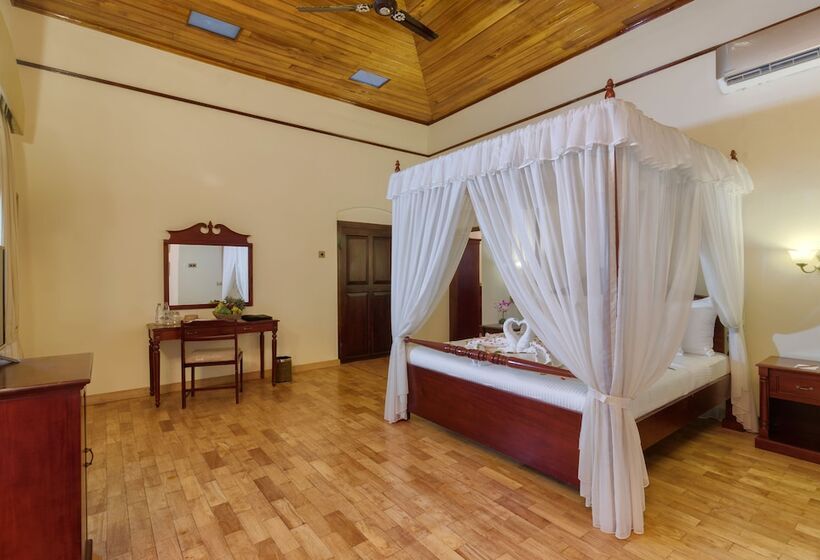 Отель Thebuwana Bungalow