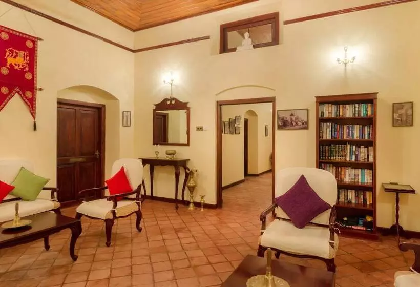 Hotelli Thebuwana Bungalow