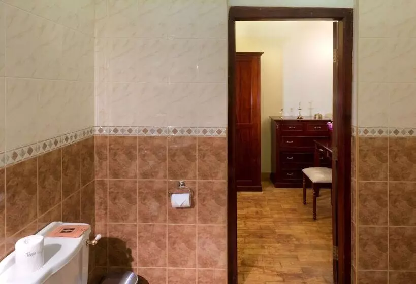 Hotelli Thebuwana Bungalow