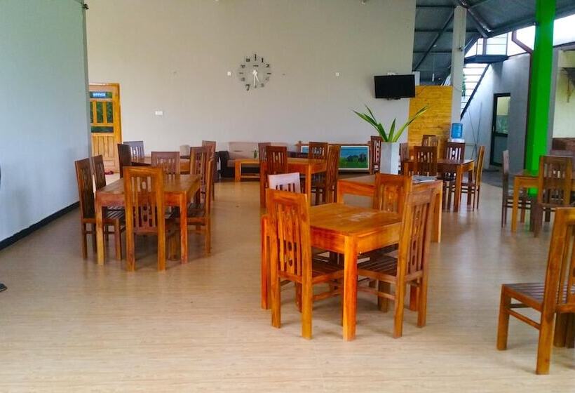 Rivonway Hotel Polonnaruwa