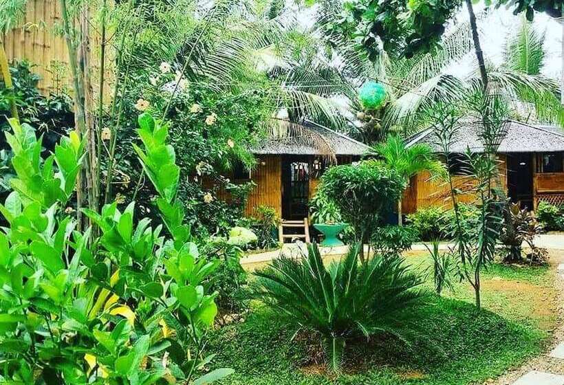 Hangout Beach & Resort