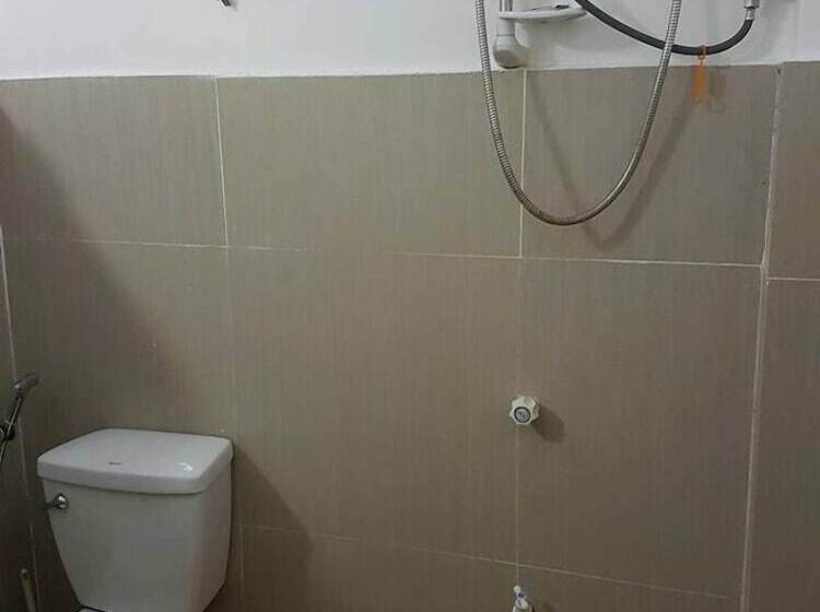 Hangout Beach & Resort