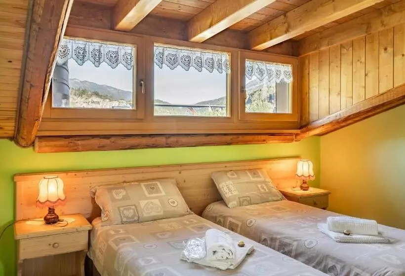 ホテル B&b La Genzianella