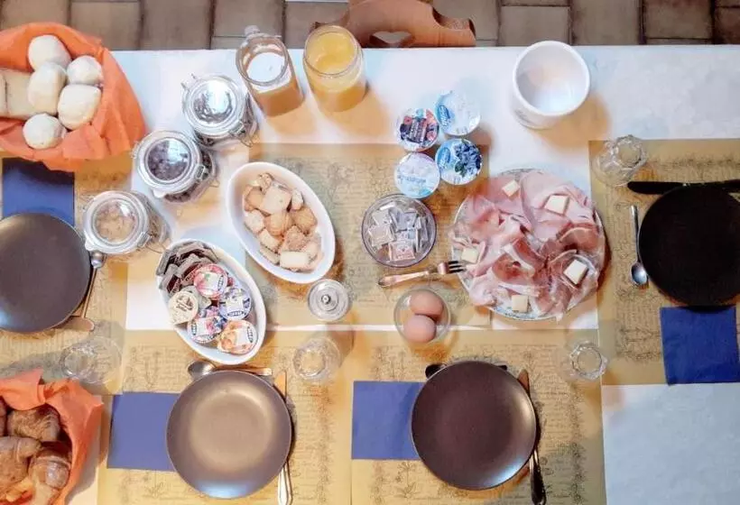 ホテル B&b La Genzianella