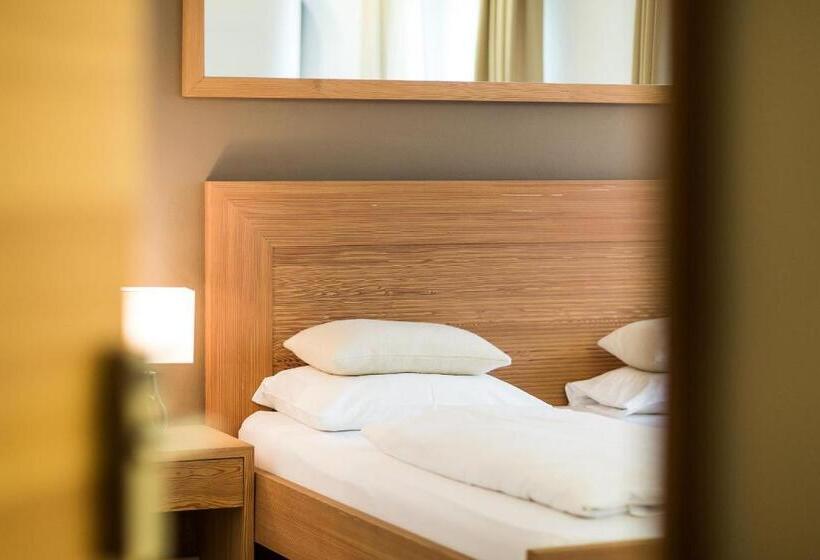 Boutique Hotel Zum Rosenbaum