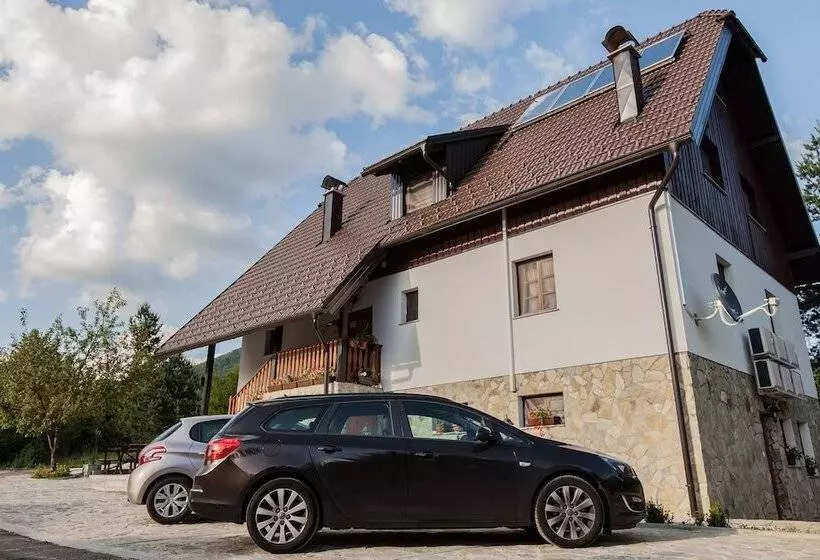 Hotelli House Rustico