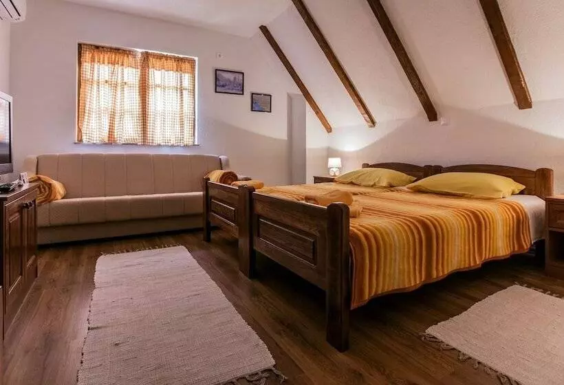 Hotelli House Rustico