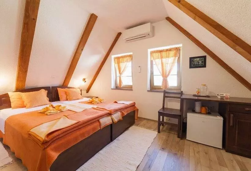 Hotelli House Rustico