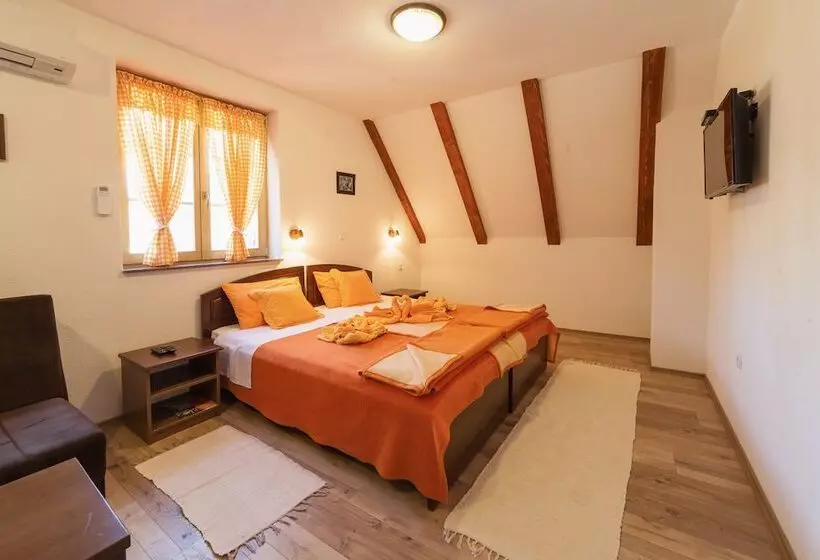 Hotelli House Rustico