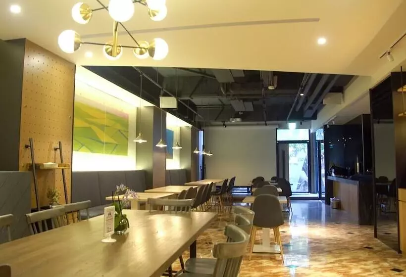 هتل Hub
