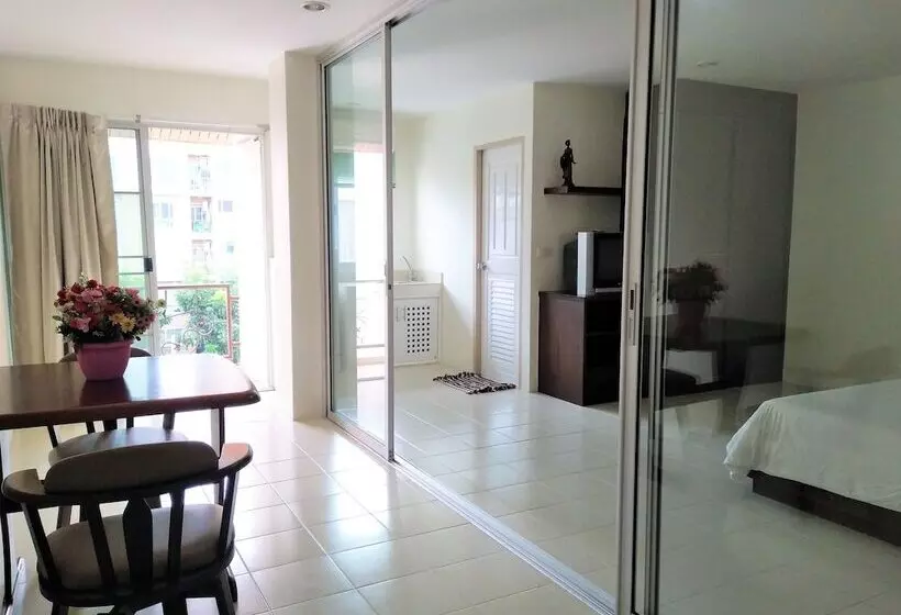 هتل P. Place Service Residence