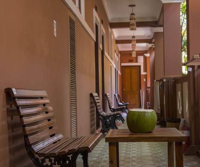 Hotel River Top Lodge