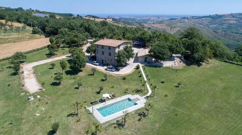 Hotelli Tenuta Iannone