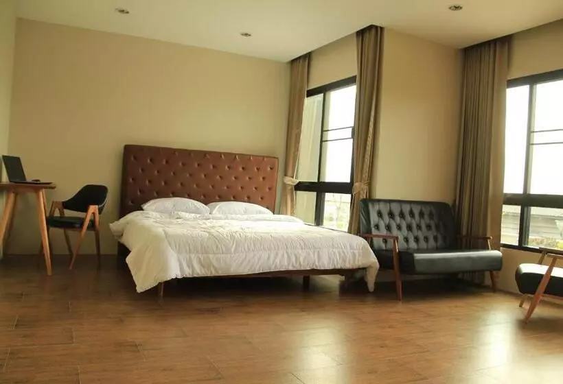 ホテル The Residence Thepkanjana