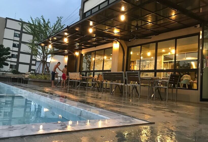 酒店 The Residence Thepkanjana