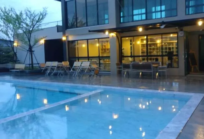 ホテル The Residence Thepkanjana