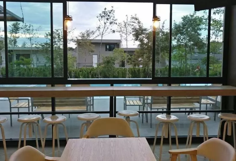 ホテル The Residence Thepkanjana