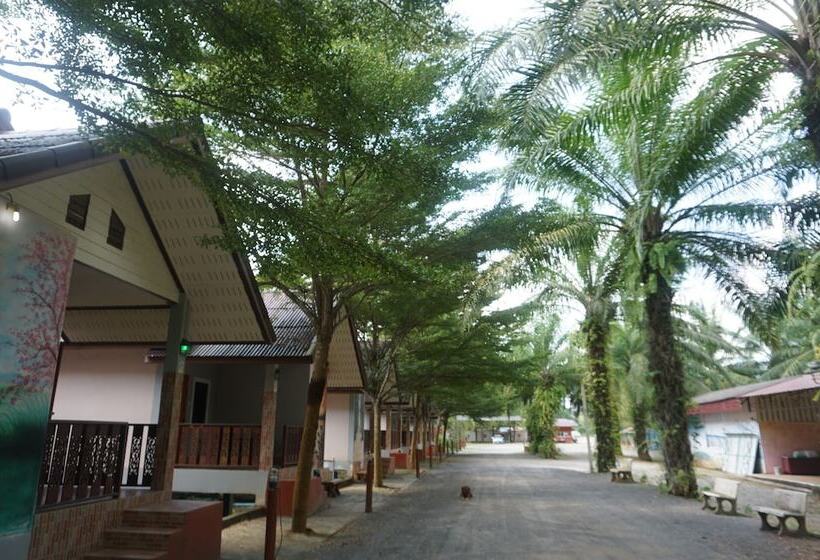 בית מלון כפרי Thumneab Guesthouse