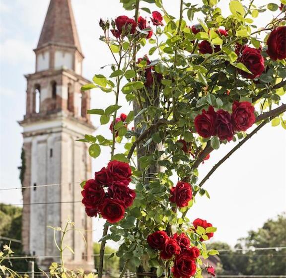 فندق Venissa Wine Resort