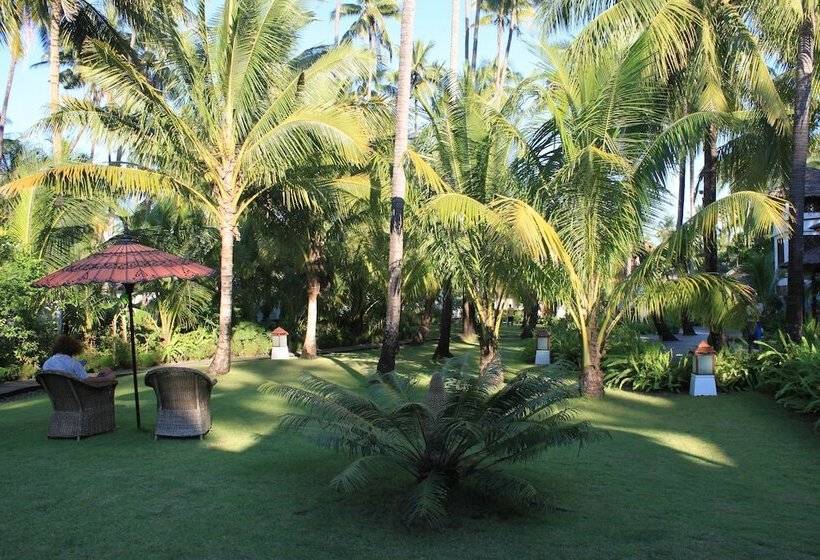 هتل Yoma Cherry Lodge