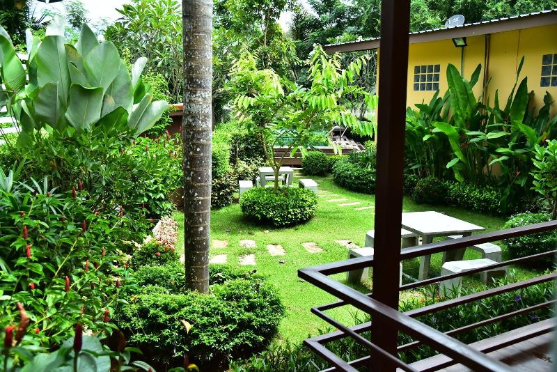 Lemon Chalet Kaeng Krachan Resort