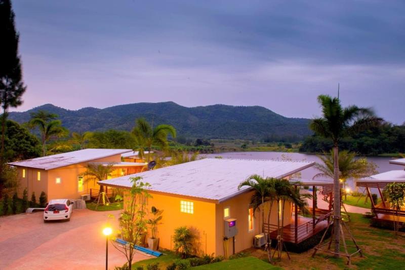 Lemon Chalet Kaeng Krachan Resort