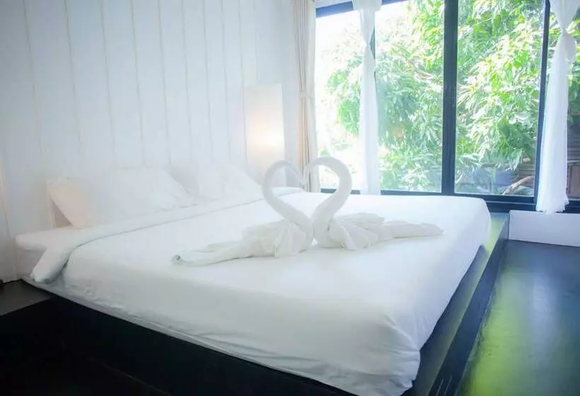 Trat 101 Hotel   Sha Certified