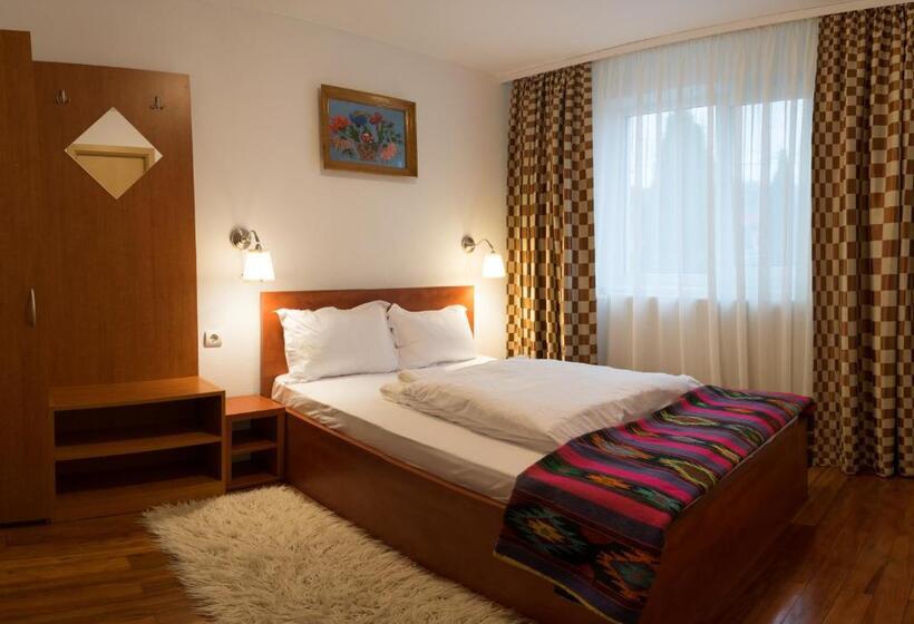 Pensiunea Colt De Munte