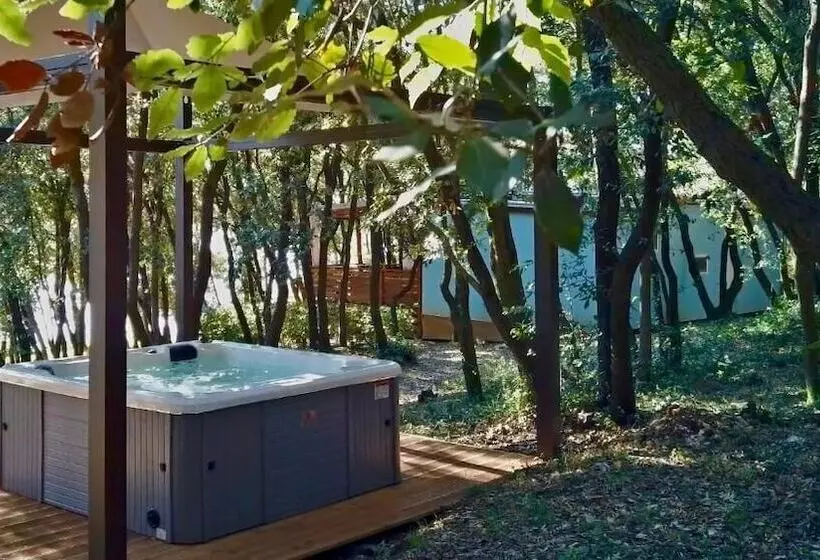 ホテル Camping Homes Mon Perin