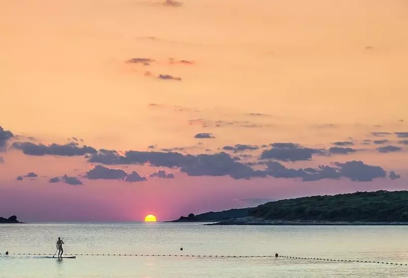 ホテル Camping Homes Mon Perin