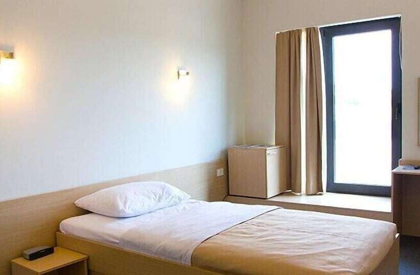 ホテル Lika Sjever