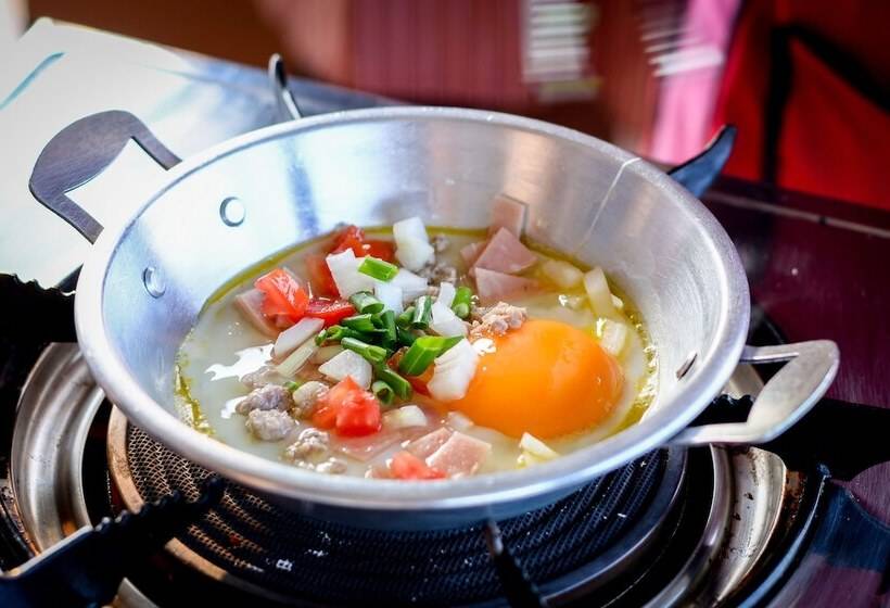 Hotel Phu Chom Mork Resort