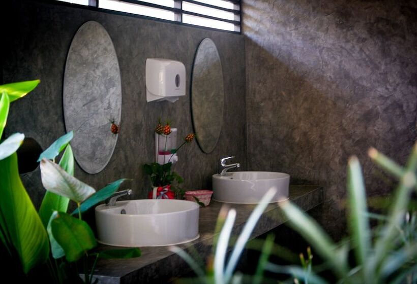 Hotel Phu Chom Mork Resort