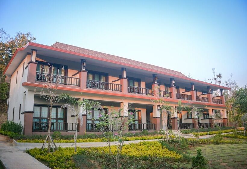 Hotel Phu Chom Mork Resort