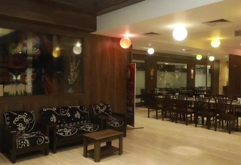 Hotelli The Byke Suraj Club, Junagadh