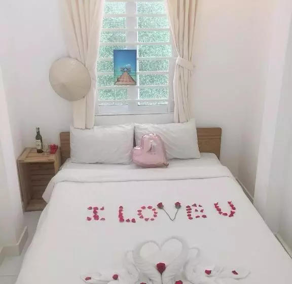 H Best Hostel Cafe Saigon
