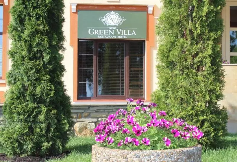 Hotelli Green Villa